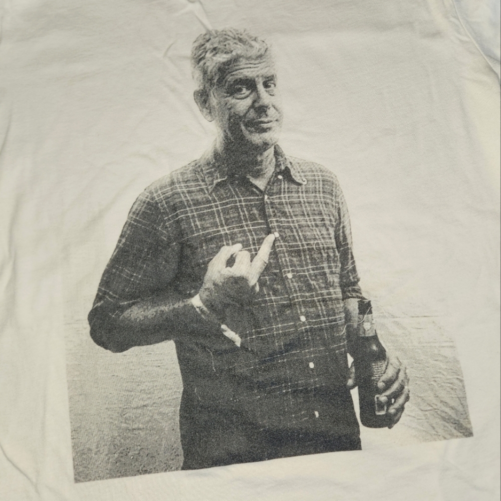 Anthony Bourdain T-Shirt Tee Shirt Men's Large NWT Tee Public